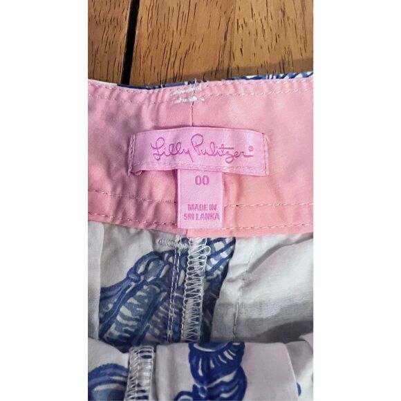 LILLY PULITZER BLUE SEA SHELL SCALLOPED TRIM SHORTS WOMENS SIZE 00 - Picture 3 of 9